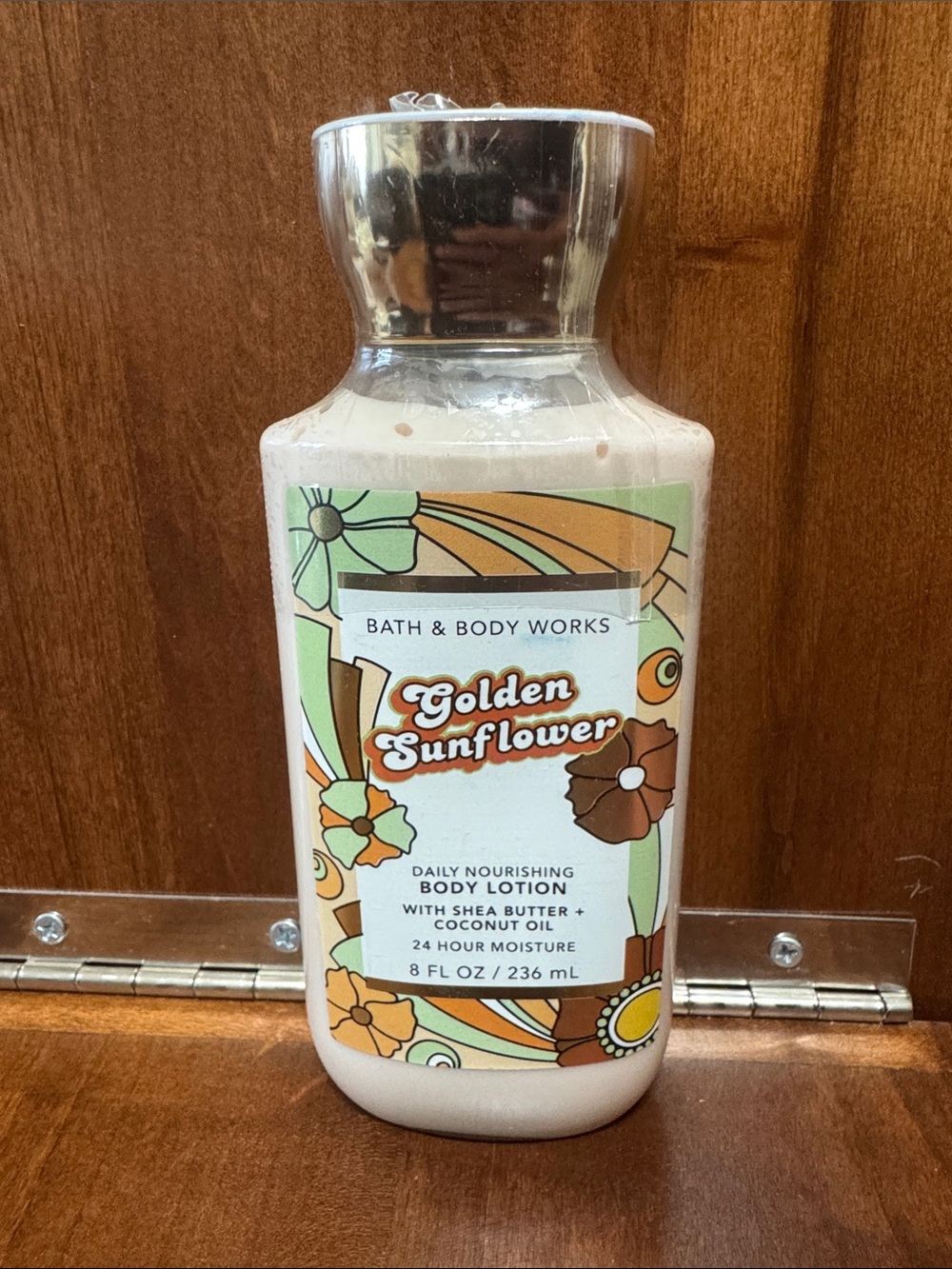 Bath & Body Works Golden Sunflower Body Lotion - Cream & Gold Accent